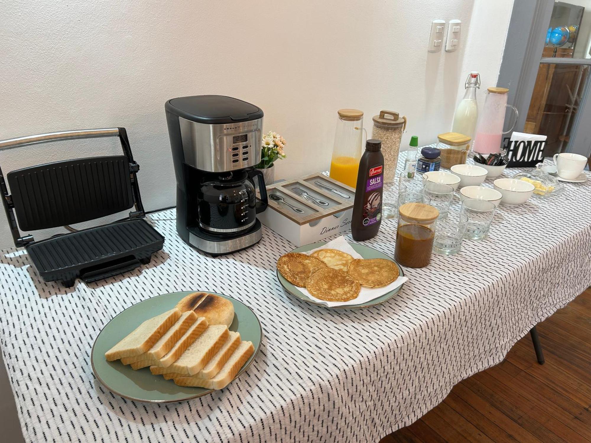 Casona Italia Acomodação com café da manhã  *